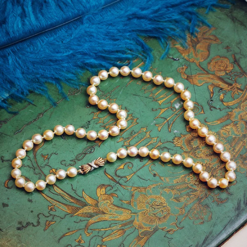 Simple Beaded Necklace For Casual Outfits-Creme de la Creme Vintage Cultured Pearl Necklace