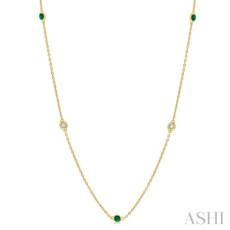 Elegant Crystal Pendant Necklace For Weddings-1/4 ctw Round Cut Diamond and 2.25MM Emerald Precious Station Necklace in 14K Yellow Gold